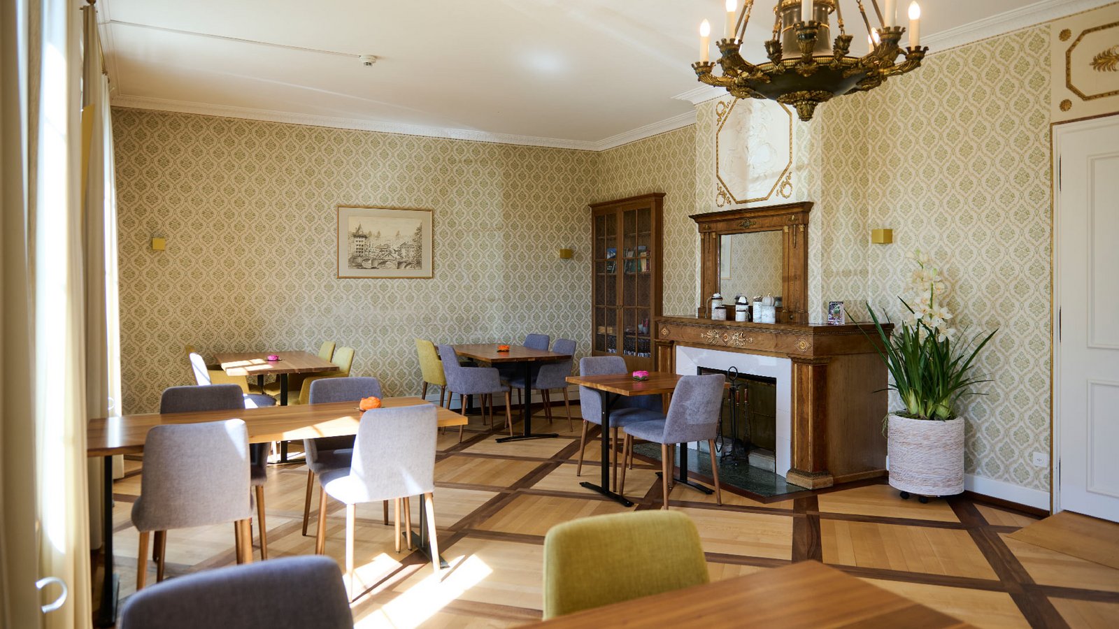 Blick in das Bistro im Landhaus Neuenegg