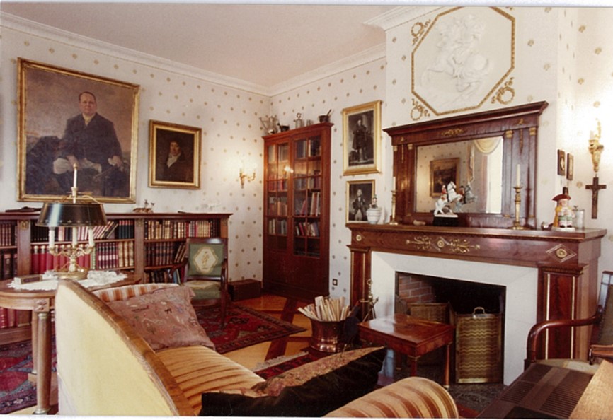 Historisches vom Wohnzimmer der Familie von Dr. Albert Wander (dem Erfinder der Ovomaltine)